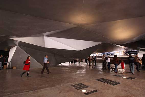 caixa forum exposiciones actuales