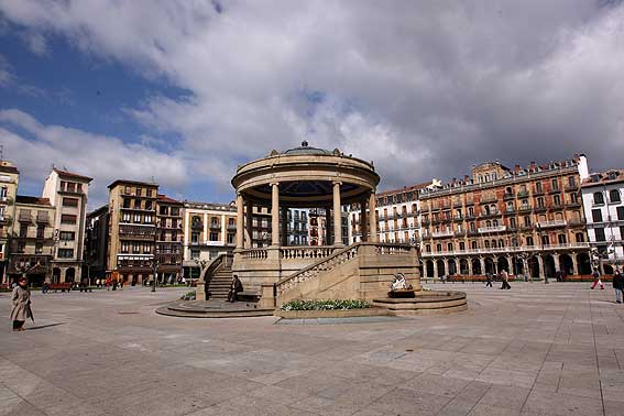 Plaza_del_Castillo7.jpg